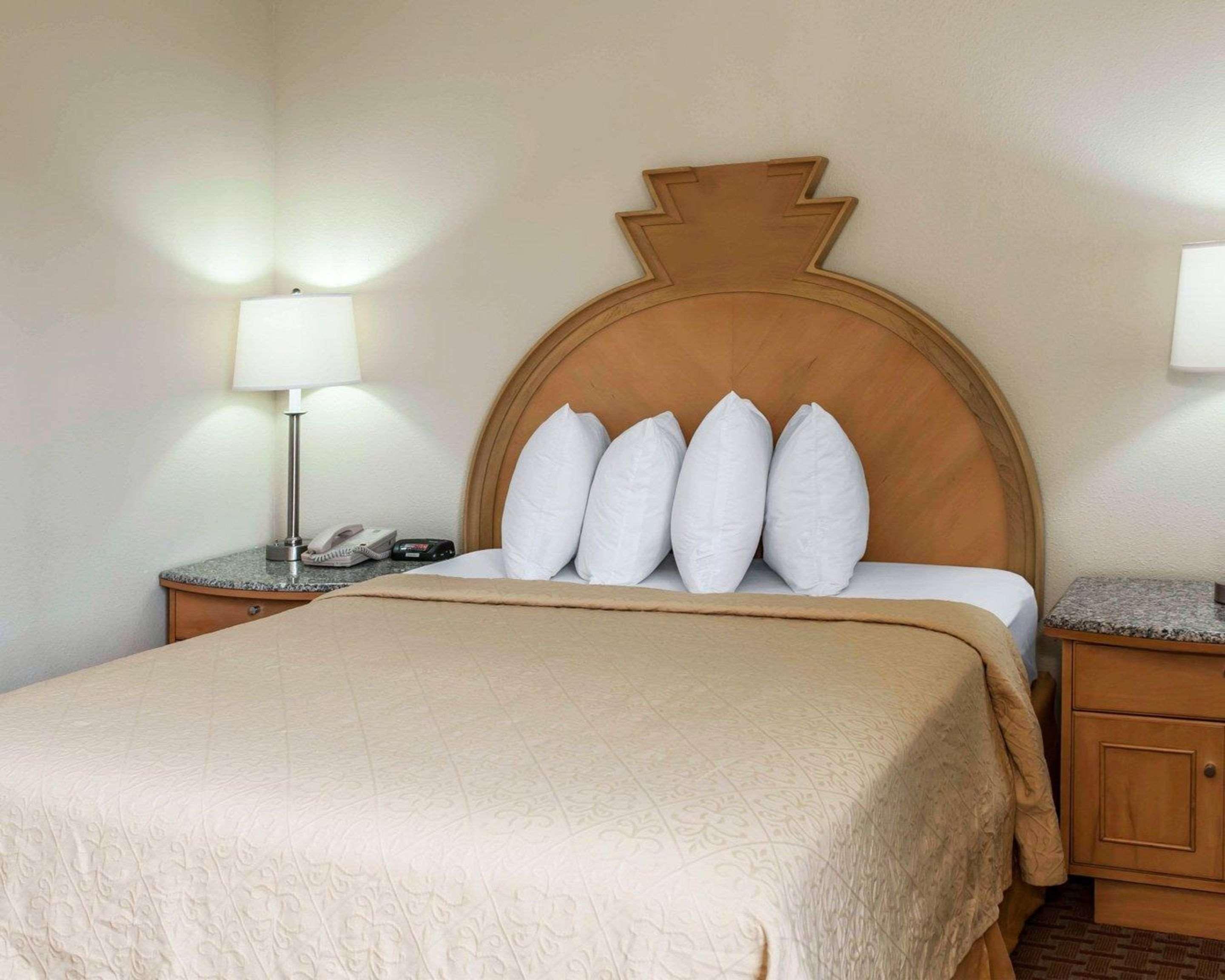 Hotel Baymont By Wyndham 2*