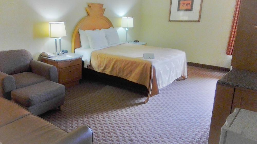 Hotel Baymont By Wyndham