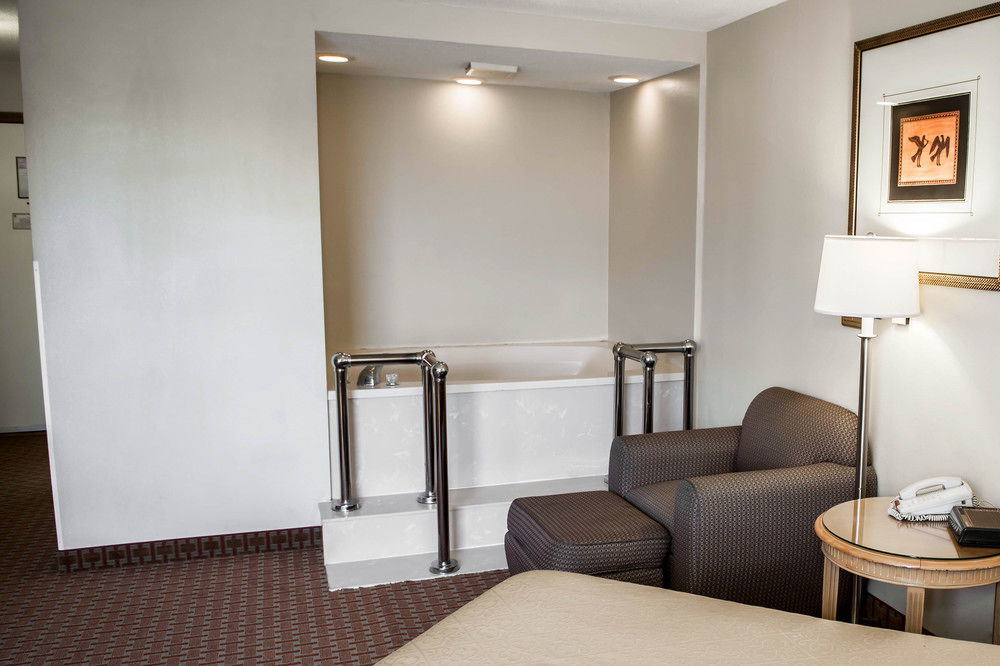 Baymont By Wyndham Hotel